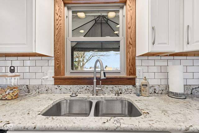 1260 W 275 N, Lebanon, IN 46052