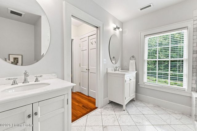 6209 Wolf Pen Branch Rd, Prospect, KY 40059