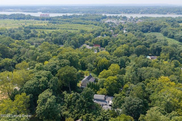 6209 Wolf Pen Branch Rd, Prospect, KY 40059