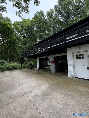 1605 Wilma Circle SE, Huntsville, AL 35801