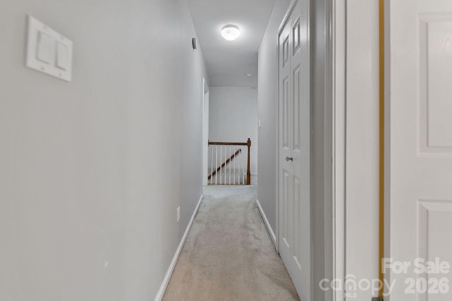 1 Pickwick Road, Asheville, NC 28803