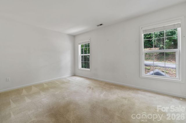 1 Pickwick Road, Asheville, NC 28803