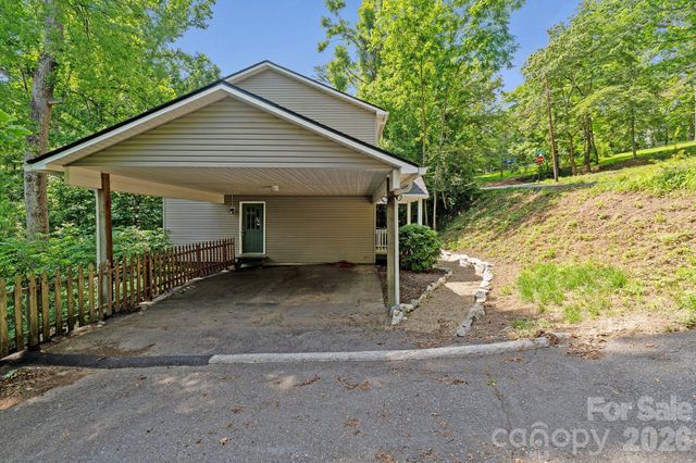 1 Pickwick Road, Asheville, NC 28803