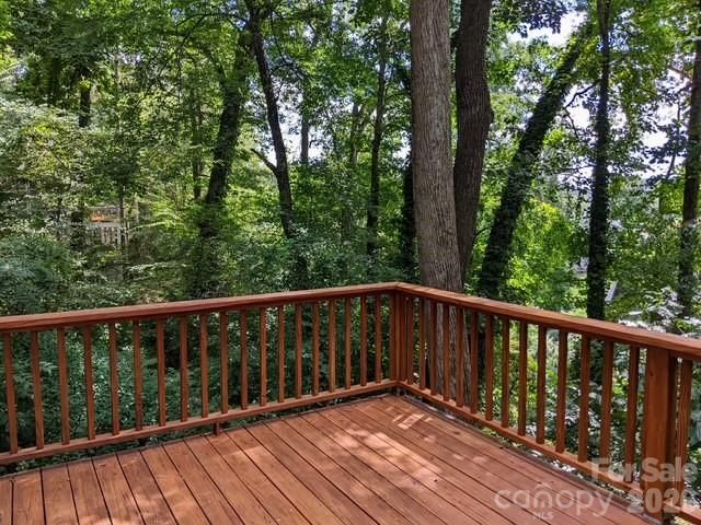 1 Pickwick Road, Asheville, NC 28803