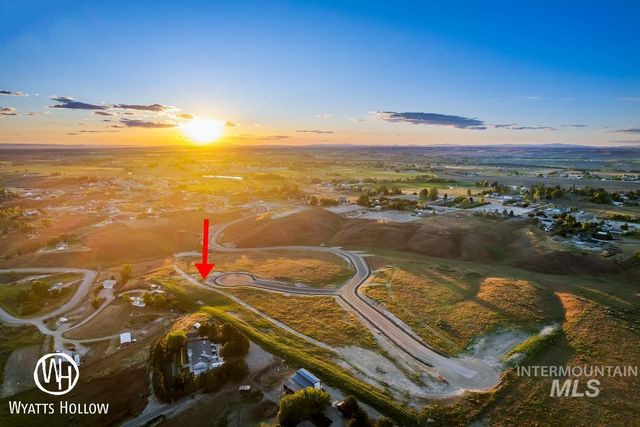 8133 Virgil Ct, Middleton, ID 83644