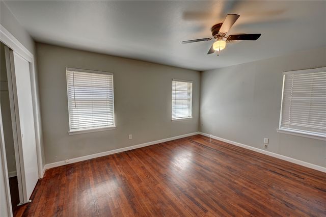 3843 Holliday Road, Dallas, TX 75224