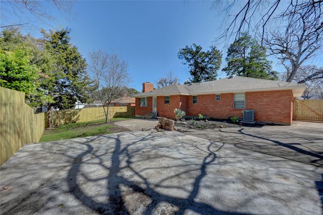 3843 Holliday Road, Dallas, TX 75224