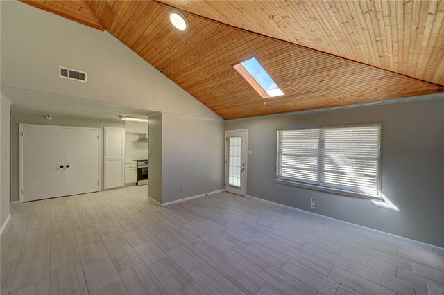 3843 Holliday Road, Dallas, TX 75224