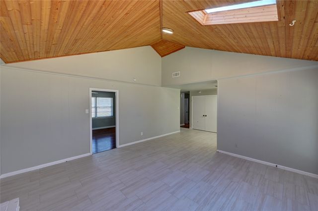 3843 Holliday Road, Dallas, TX 75224