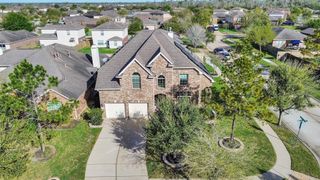 9602 Emerald Lakes Drive, Rosharon, TX 77583