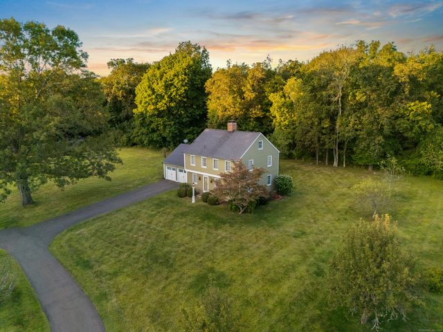 29 Meeker Hill Road, Redding, CT 06896