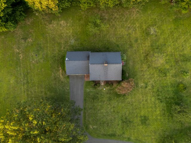 29 Meeker Hill Road, Redding, CT 06896