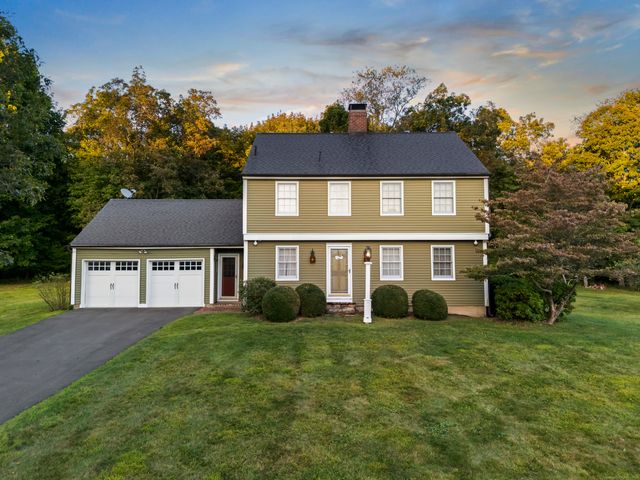 29 Meeker Hill Road, Redding, CT 06896