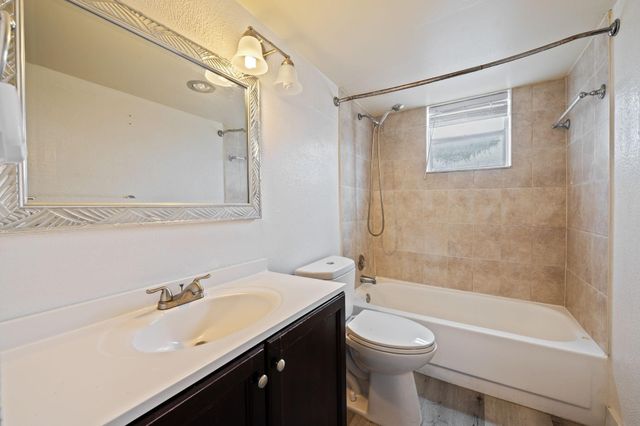 403 NW 68th Avenue 517, Plantation, FL 33317