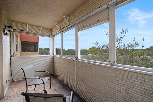 403 NW 68th Avenue 517, Plantation, FL 33317