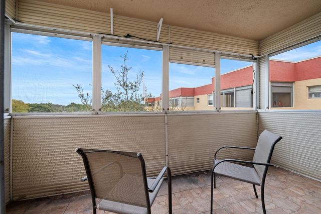 403 NW 68th Avenue 517, Plantation, FL 33317