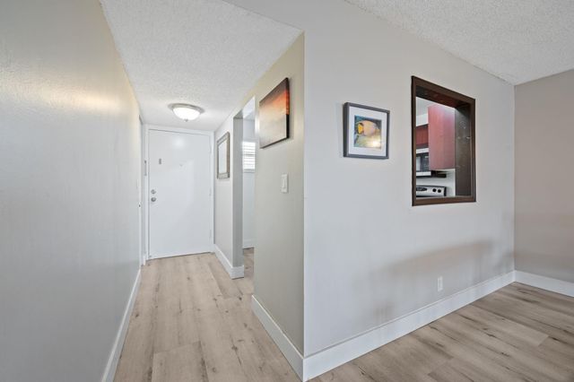 403 NW 68th Avenue 517, Plantation, FL 33317