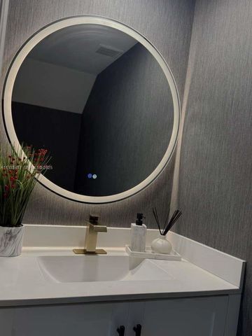 10598 W 33rd Ct, Hialeah, FL 33018