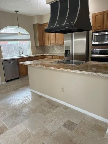 51 Rush Haven Drive, The Woodlands, TX 77381