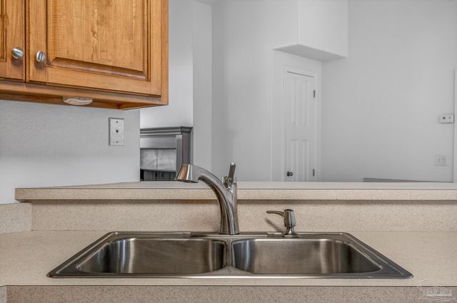 6050 Antelope St, Milton, FL 32570