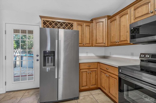 6050 Antelope St, Milton, FL 32570