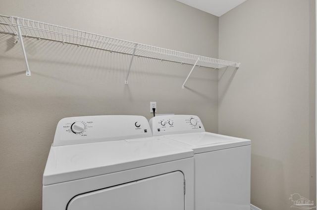 6050 Antelope St, Milton, FL 32570