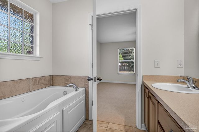 6050 Antelope St, Milton, FL 32570