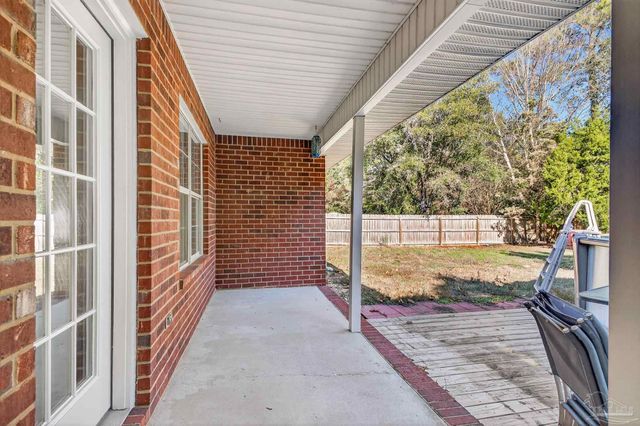 6050 Antelope St, Milton, FL 32570