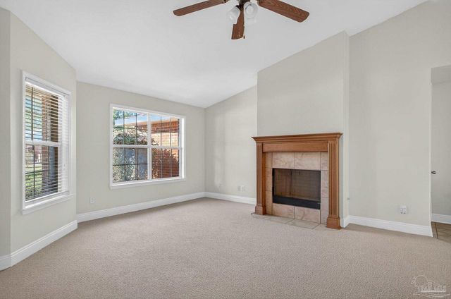 6050 Antelope St, Milton, FL 32570