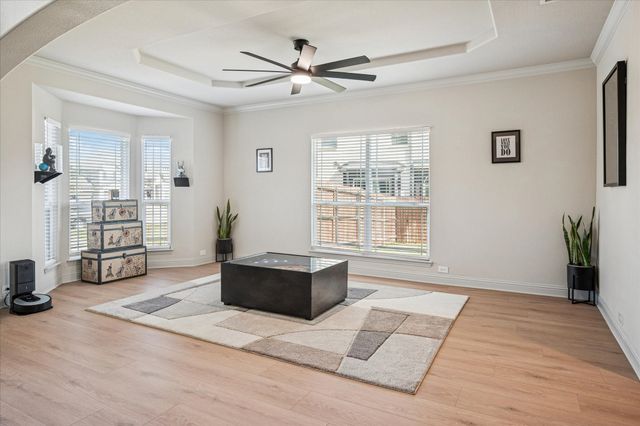 506 Crestview Drive, Midlothian, TX 76065