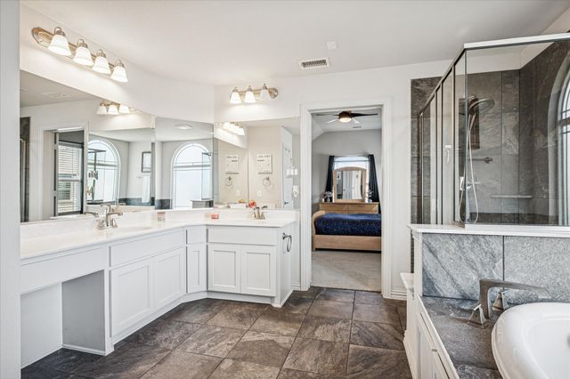 506 Crestview Drive, Midlothian, TX 76065