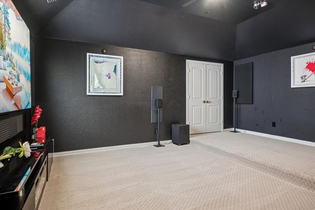 506 Crestview Drive, Midlothian, TX 76065