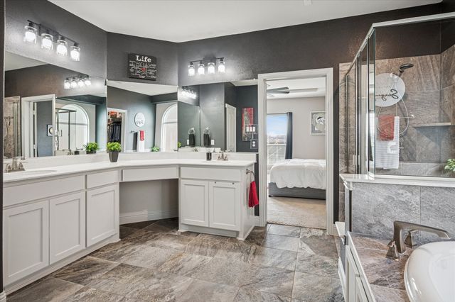 506 Crestview Drive, Midlothian, TX 76065