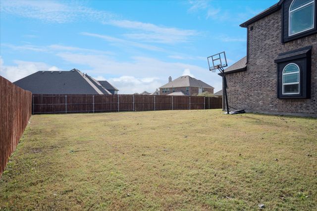 506 Crestview Drive, Midlothian, TX 76065