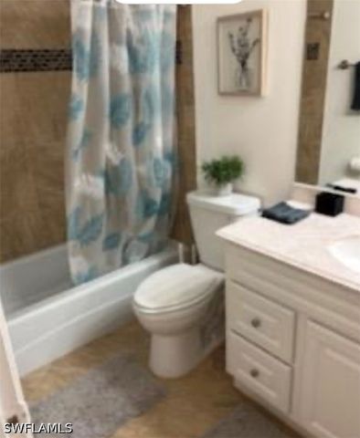 3325 Airport RD N A8, Naples, FL 34105