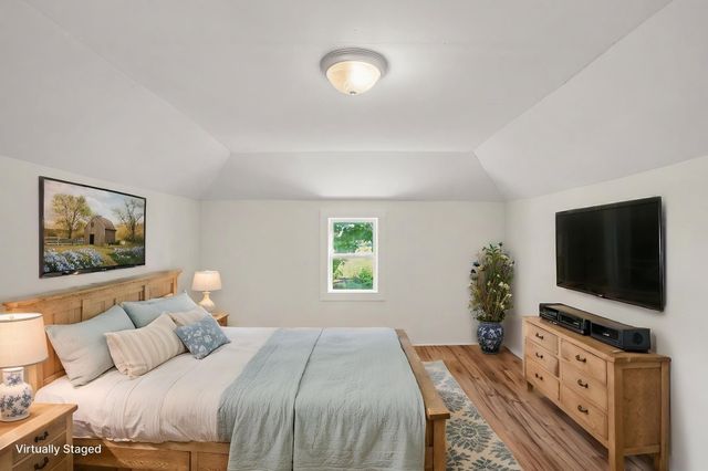 301 Bob Perry Rd, Bethpage, TN 37022