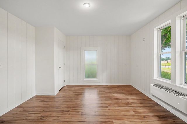 301 Bob Perry Rd, Bethpage, TN 37022