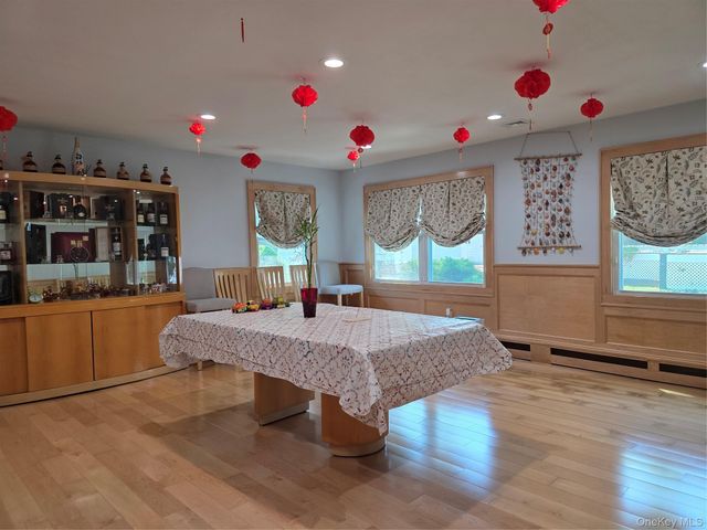 10 Meehan Lane, Coram, NY 11727