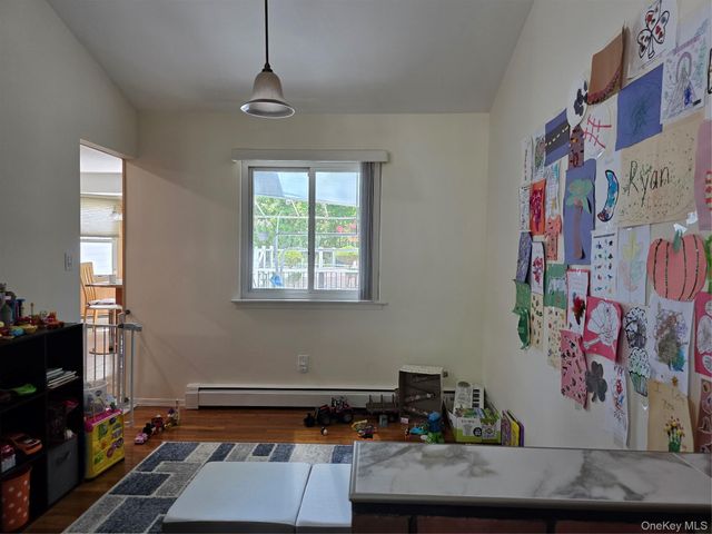 10 Meehan Lane, Coram, NY 11727