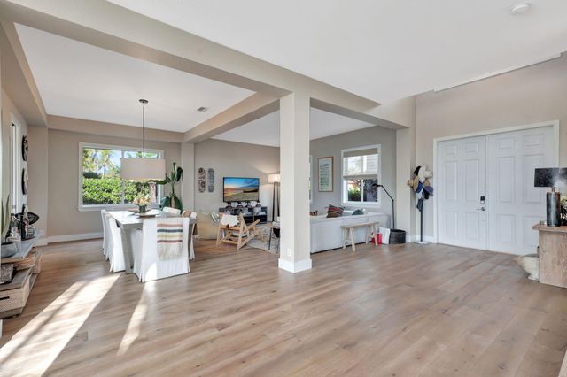 11615 Paradise Cove Lane, Wellington, FL 33449