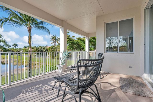 11615 Paradise Cove Lane, Wellington, FL 33449