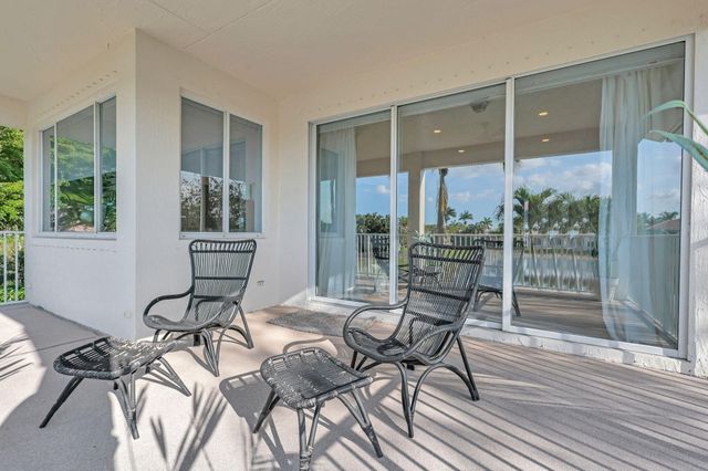 11615 Paradise Cove Lane, Wellington, FL 33449