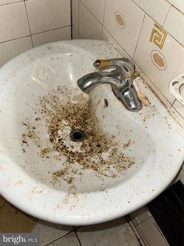 5819 BELAIR RD, Baltimore, MD 21206