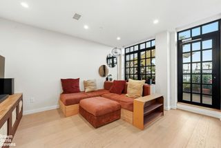 37-28 30TH Street # 7B, New York City, NY 11101