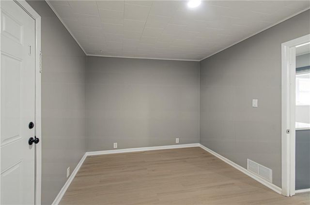 9 S 20th Street, Kansas City, KS 66102