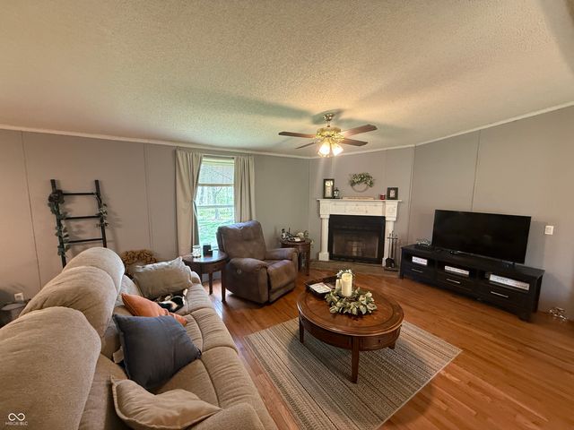 2116 Mount Liberty Road, Nashville, IN 47448
