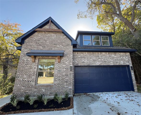 109 Cove Point, Conroe, TX 77356