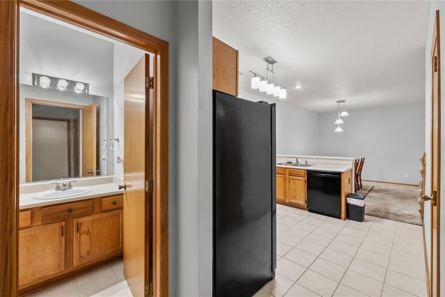 1509 SE Delaware Avenue 11, Ankeny, IA 50021