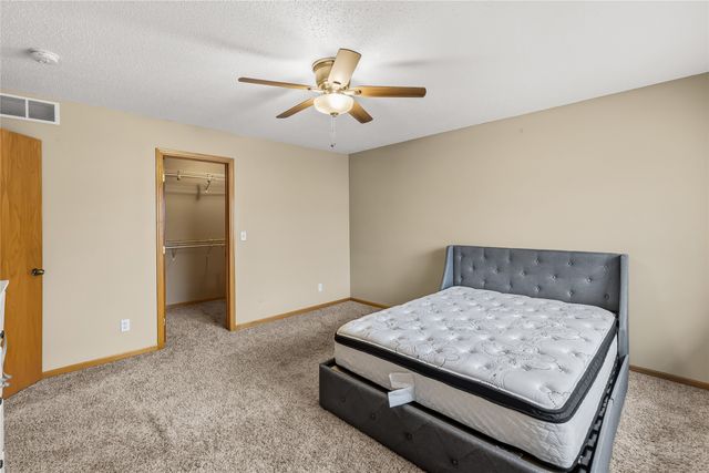 1509 SE Delaware Avenue 11, Ankeny, IA 50021