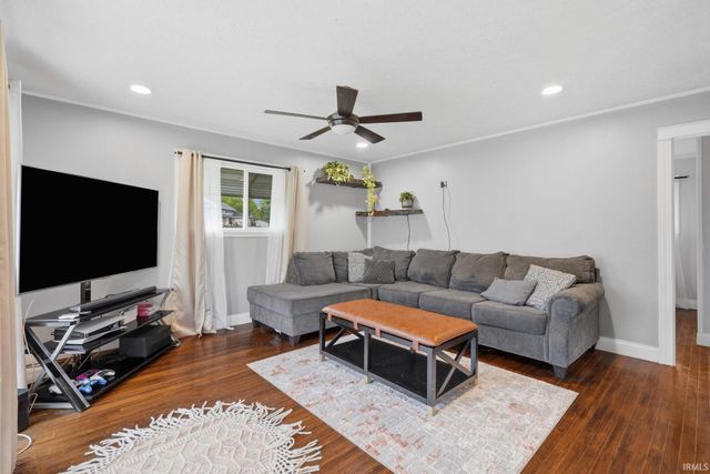 234 Shawnee Drive, Bedford, IN 47421